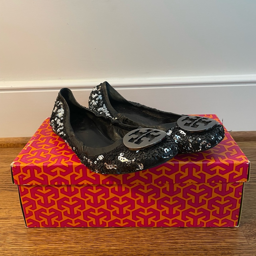 Tory Burch Reva Sequin Flat, Size 7